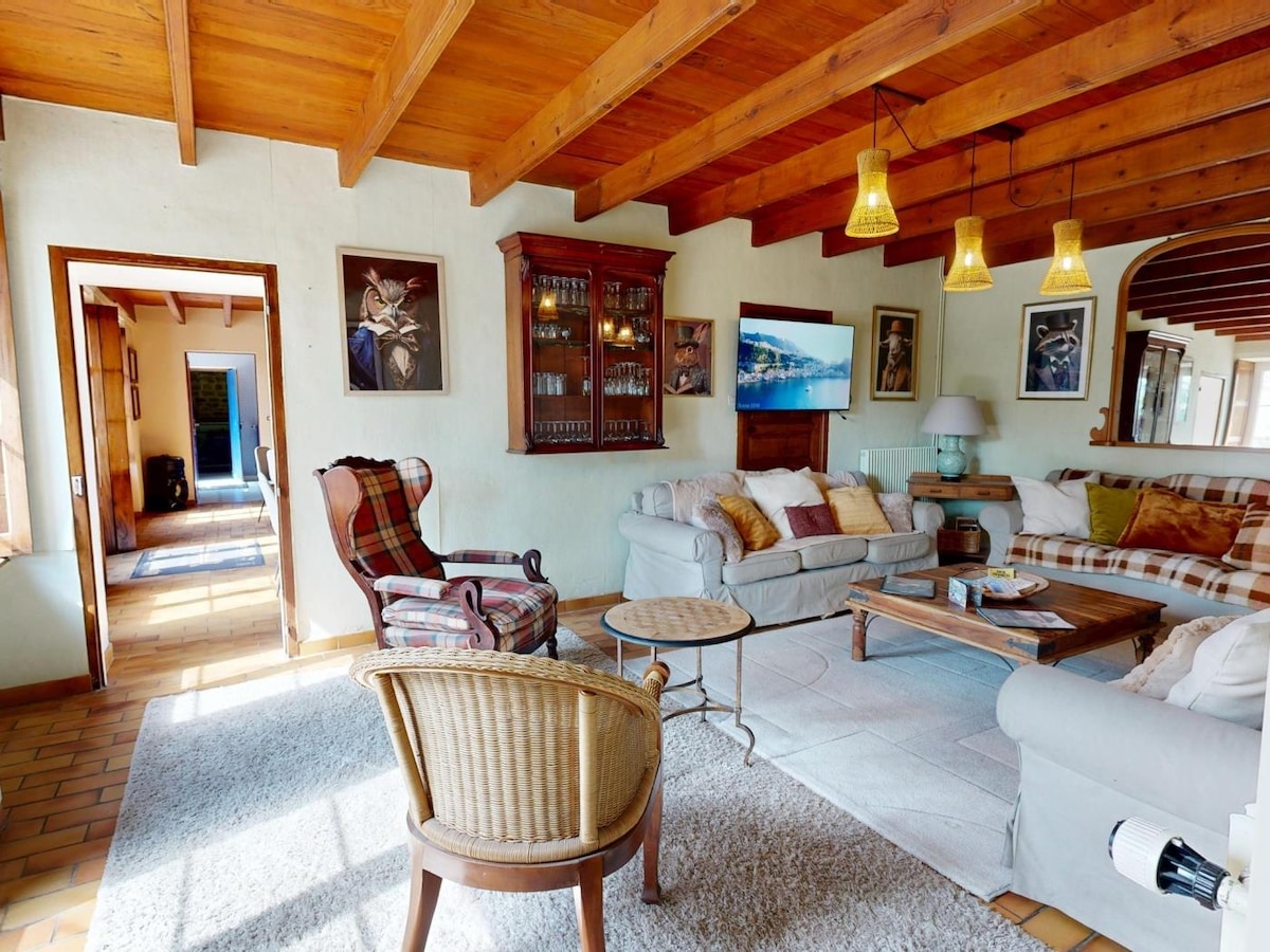 Gallery 6